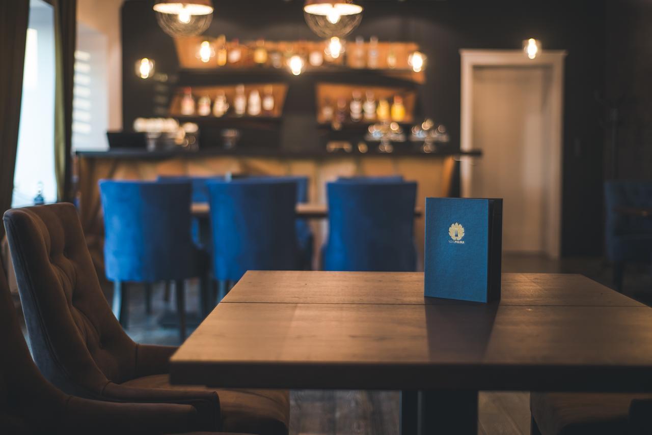 Novopolska - Hotel I Restauracja Kościan エクステリア 写真