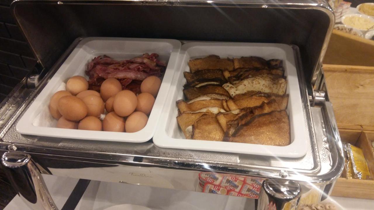 Novopolska - Hotel I Restauracja Kościan エクステリア 写真