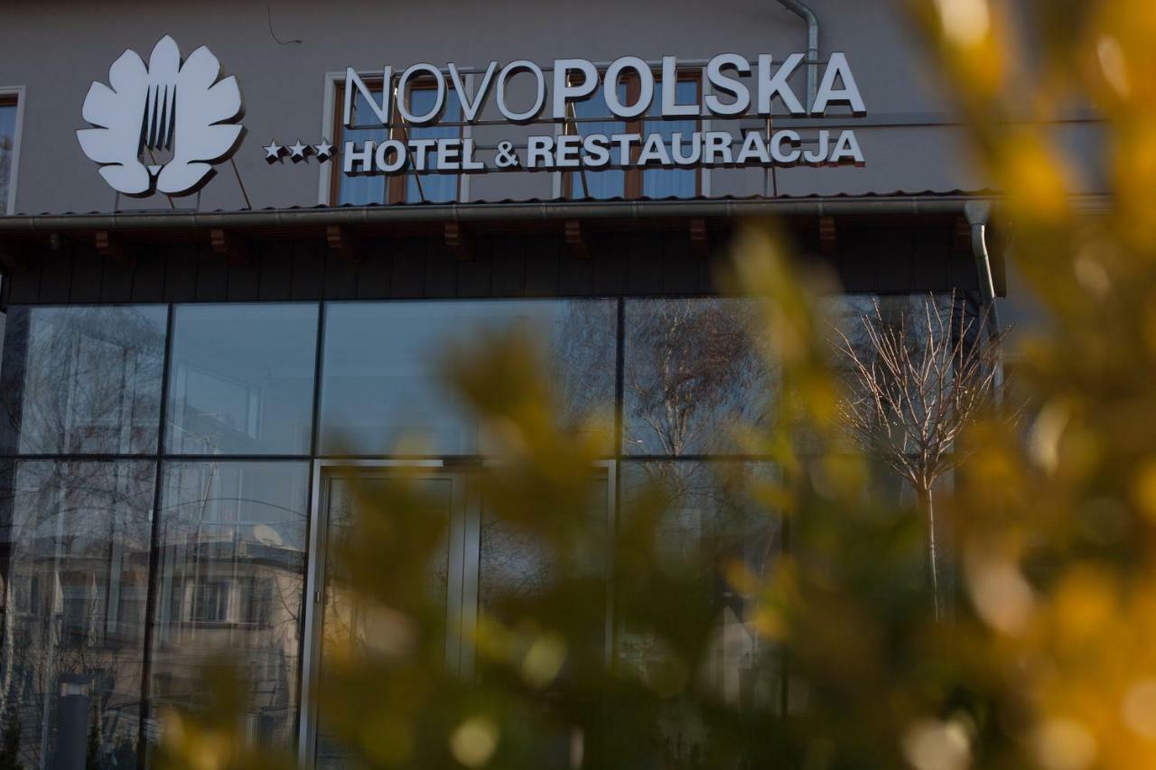 Novopolska - Hotel I Restauracja Kościan エクステリア 写真